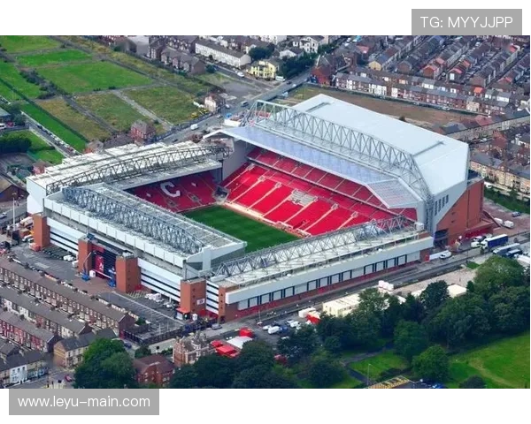 英超俱乐部联合举办反歧视教育活动,倡导平等包容的球场文化